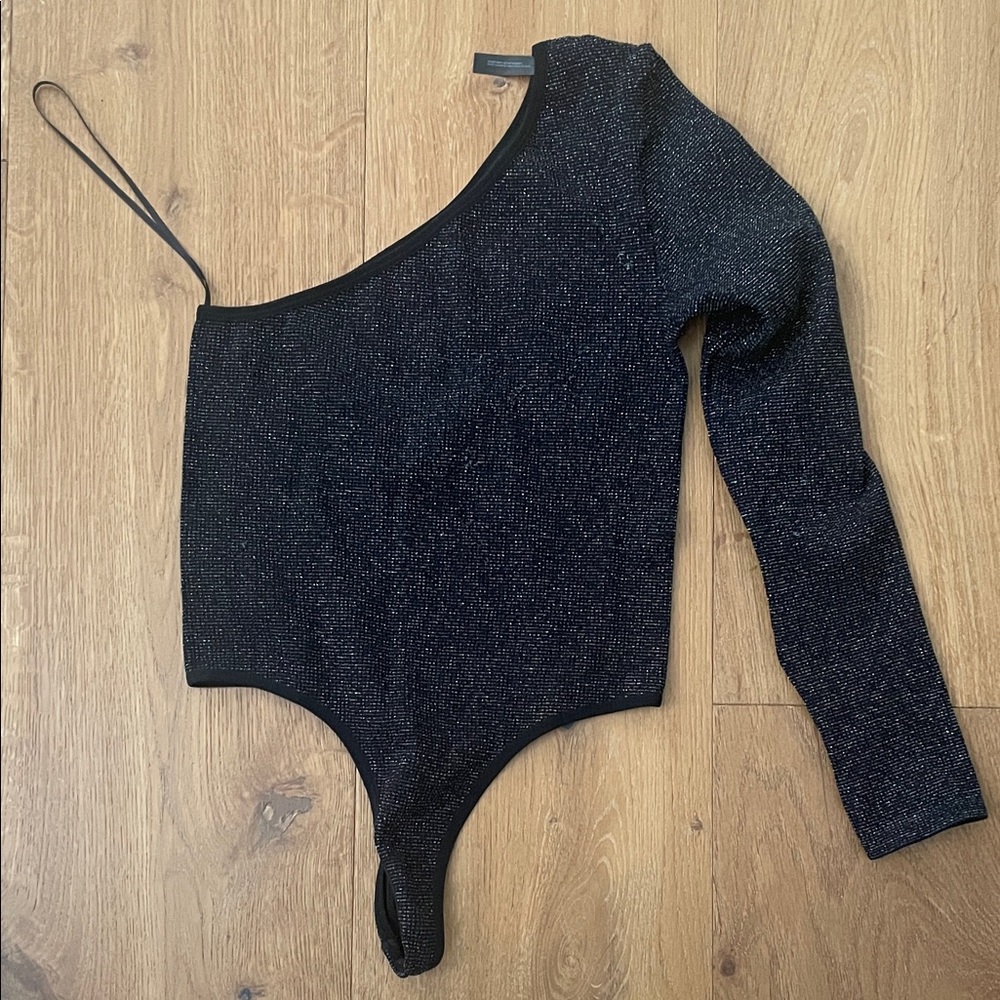 Urban Outfitter BDG Glitter/Black One-Shoulder Bodysuit